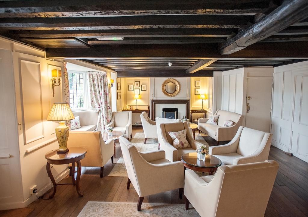 Findon Manor Hotel Bagian luar foto
