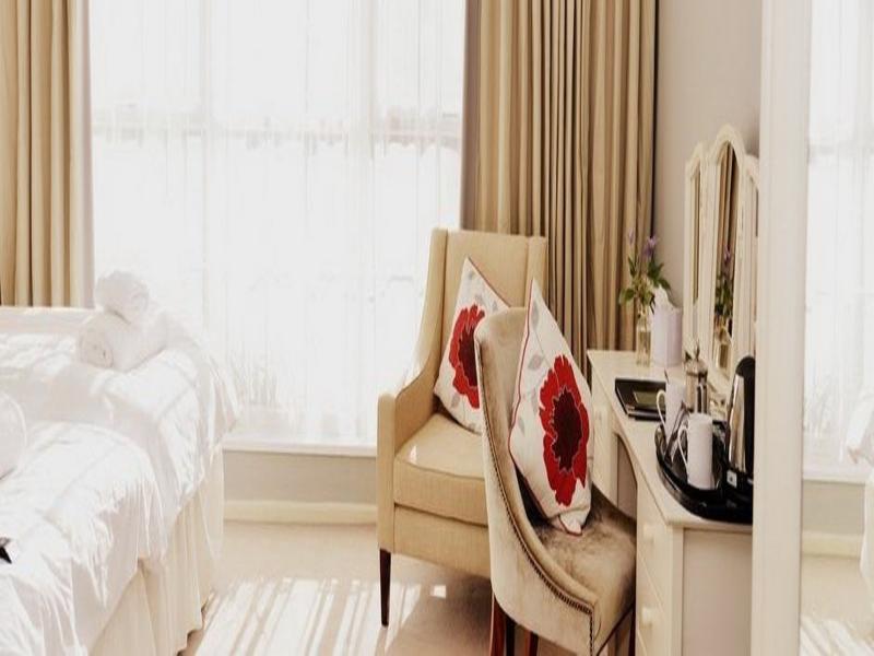 Findon Manor Hotel Bagian luar foto