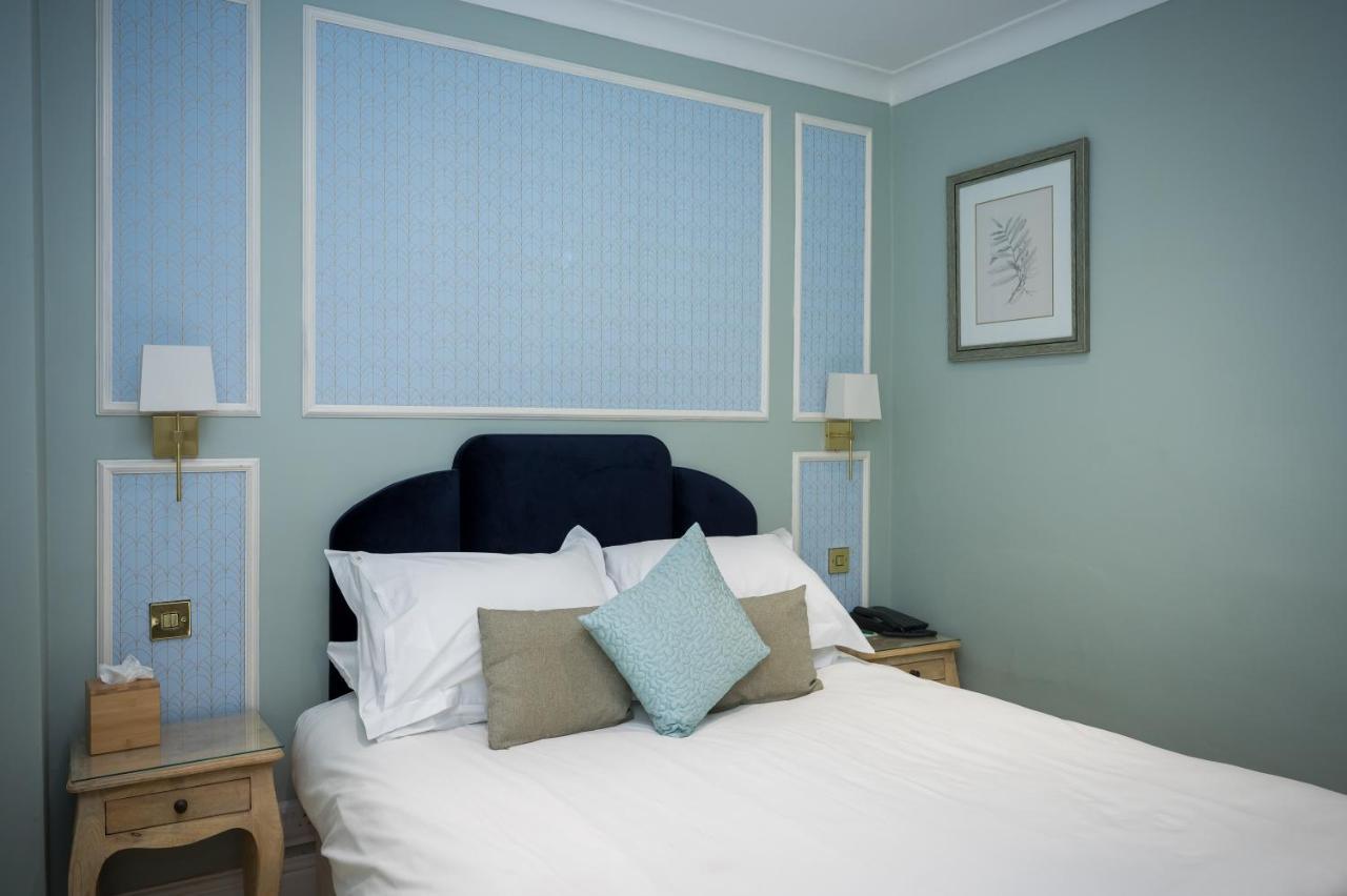 Findon Manor Hotel Bagian luar foto